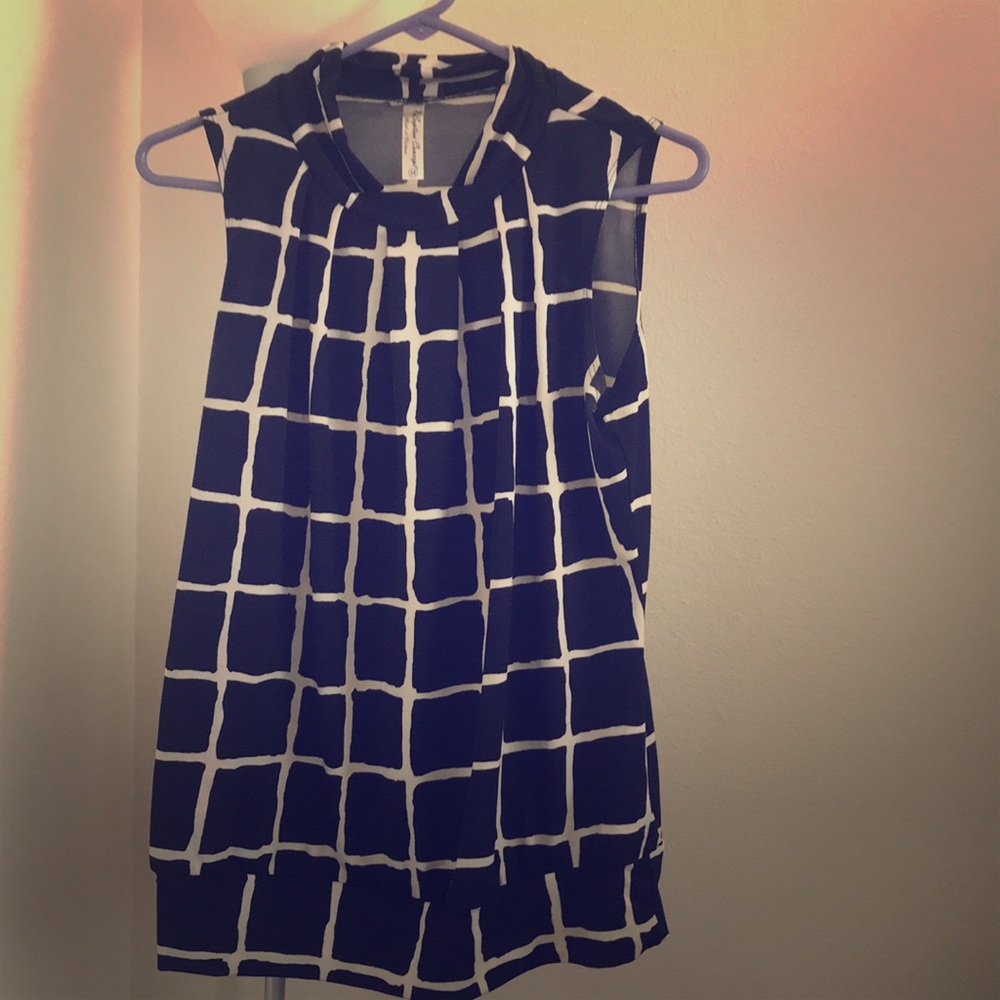 Blue and white top